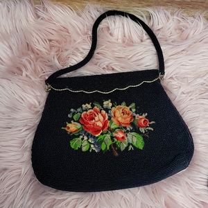 Vintage 1920 hand beaded purse